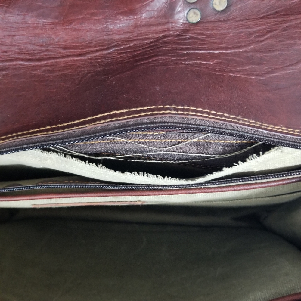 100% Genuine Leather Messenger style briefcase Coated Waxed Leather - Picture 13 of 17